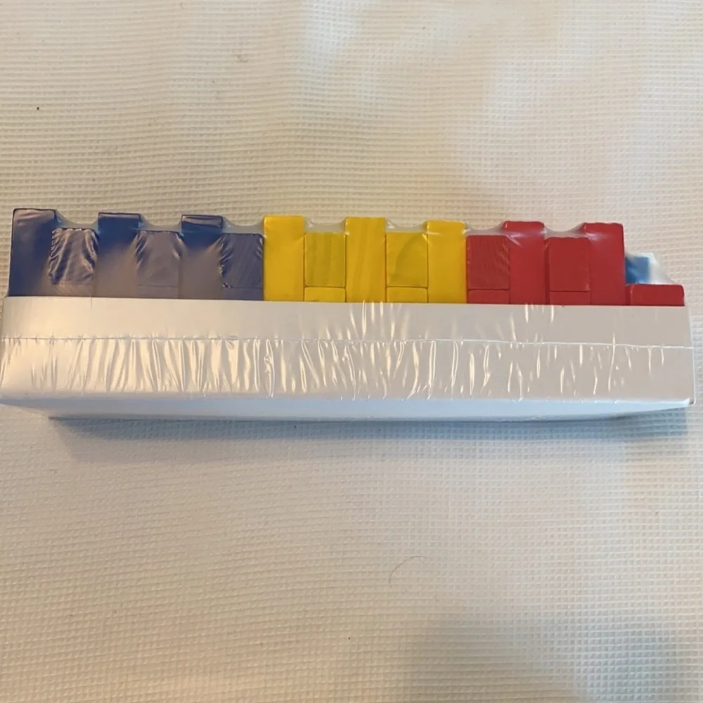 Rainbow Jumbling Tower a game of Strategy Tin box 48 Pieces Ages 6+